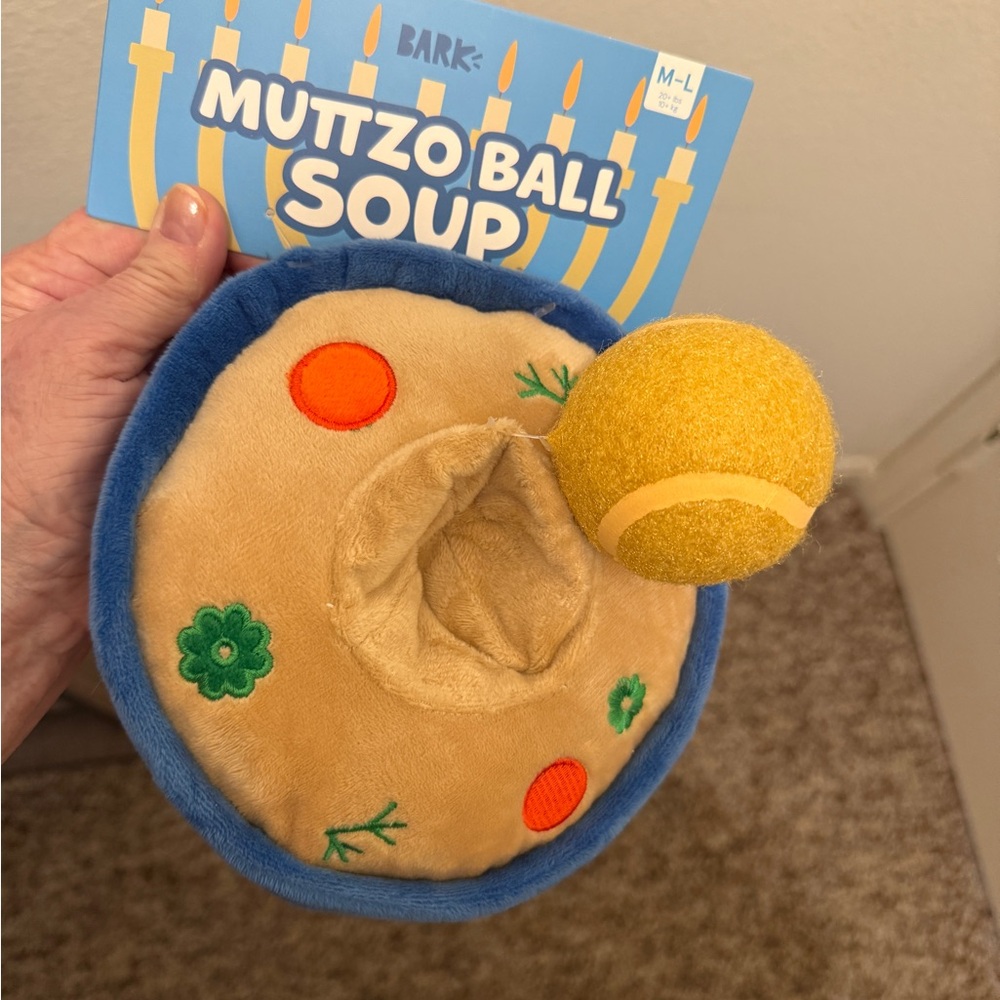 NWT Barkbox dog toy muttzo ball soup